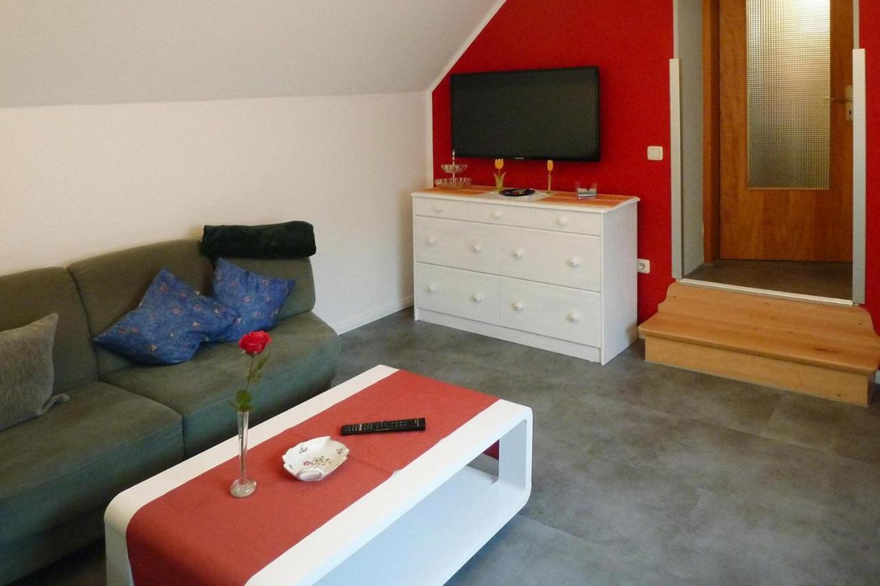 Holiday Apartment An Der Meisse, Bergen Bleckmar Экстерьер фото